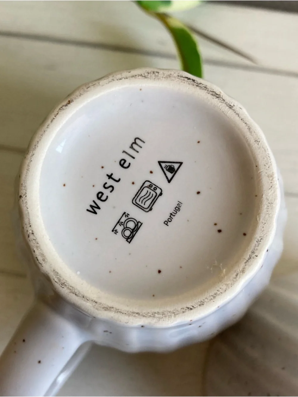 West Elm Set of 2 Ribbed Speckled Tea Coffee Mugs White Beige Neutral